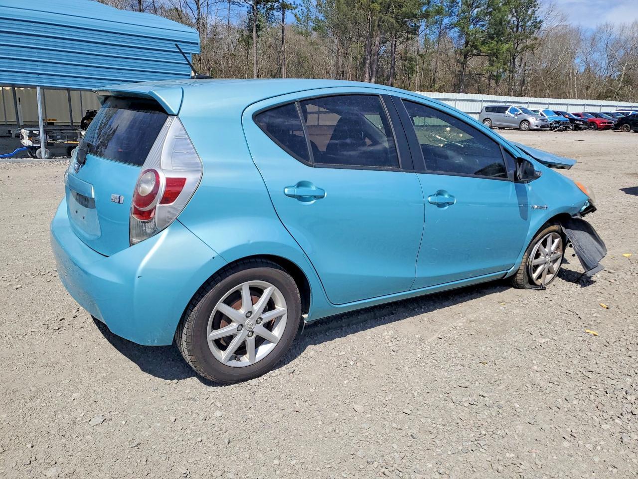 2013 Toyota Prius c Three