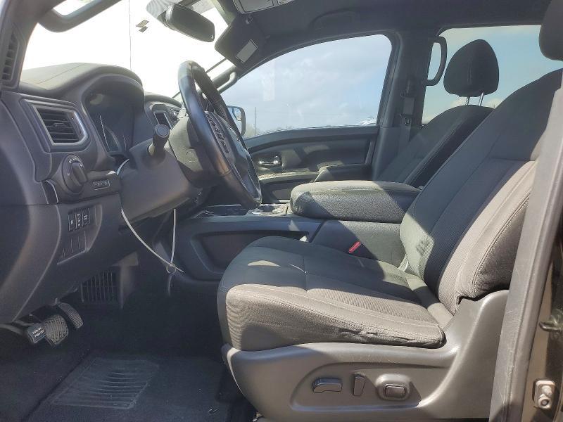 2019 Nissan Titan SV