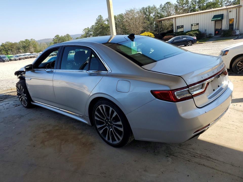 2018 Lincoln Continental Select