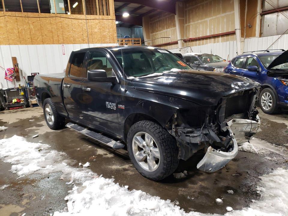 2016 Ram Trucks 1500 slt