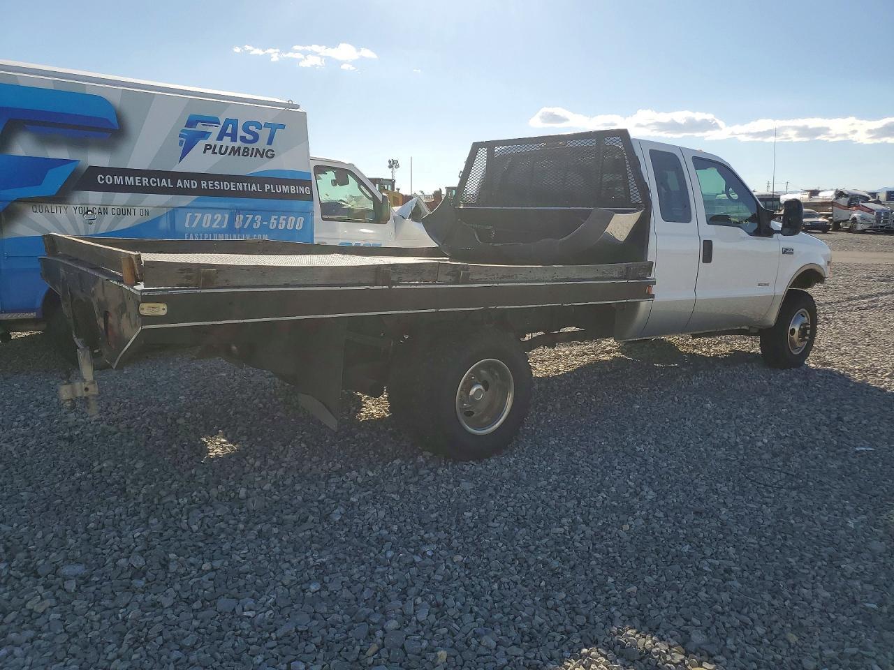 1999 Ford F350 Super Duty Flatbed Truck