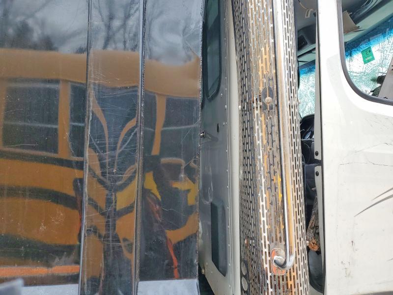 2018 Peterbilt 579 Dump Truck