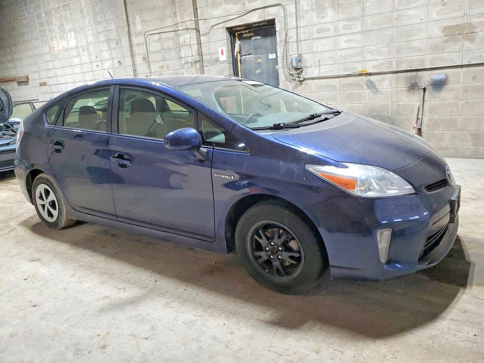 2015 Toyota Prius two