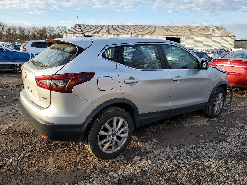 2021 Nissan Rogue Sport s