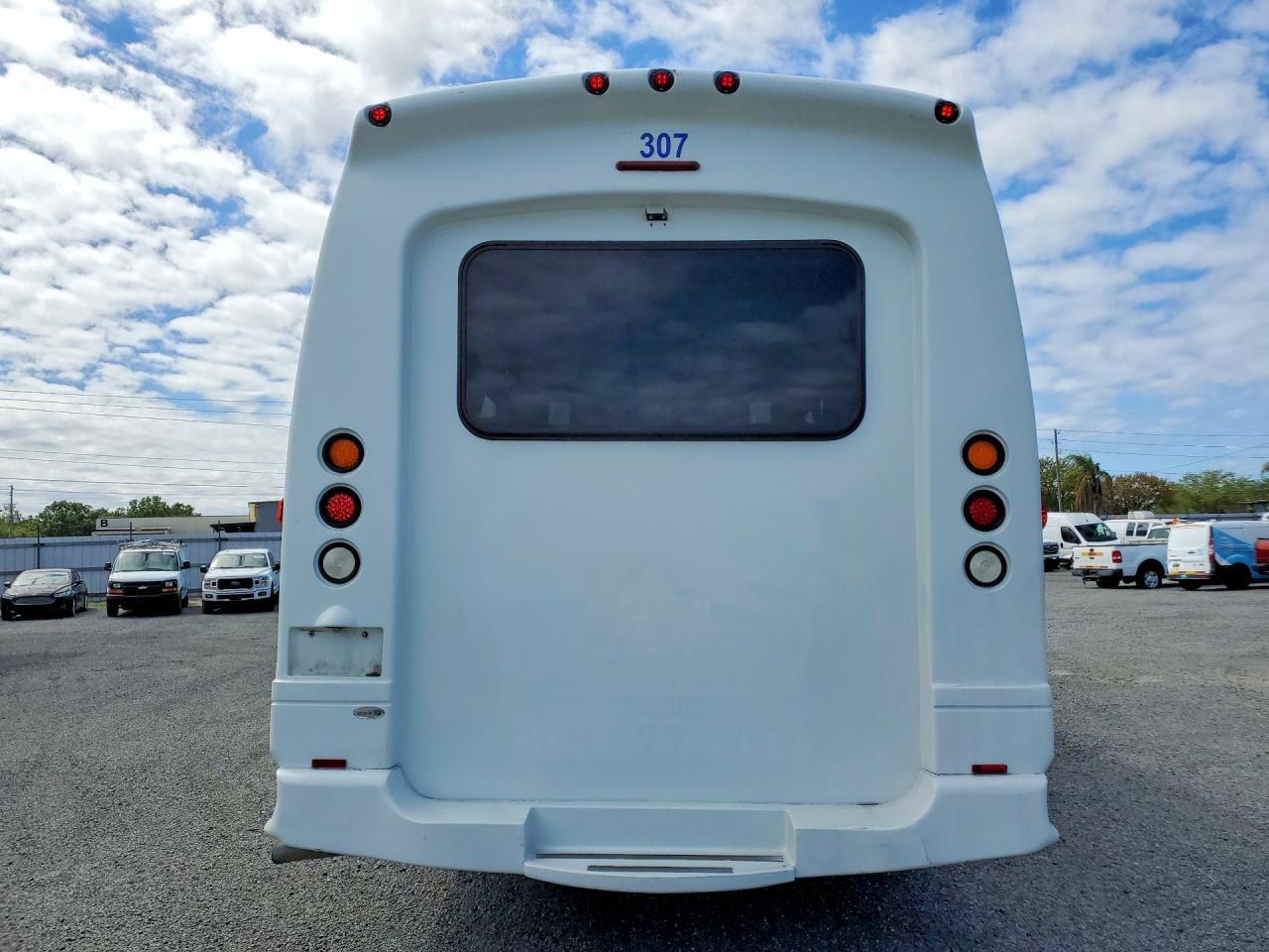 2008 Chevrolet C5500 C5V042