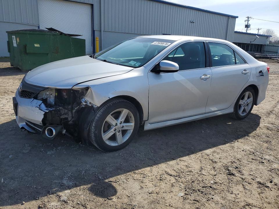 2014 Toyota Camry se