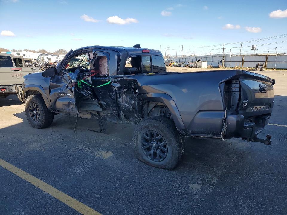 2022 Toyota Tacoma SR5 V6