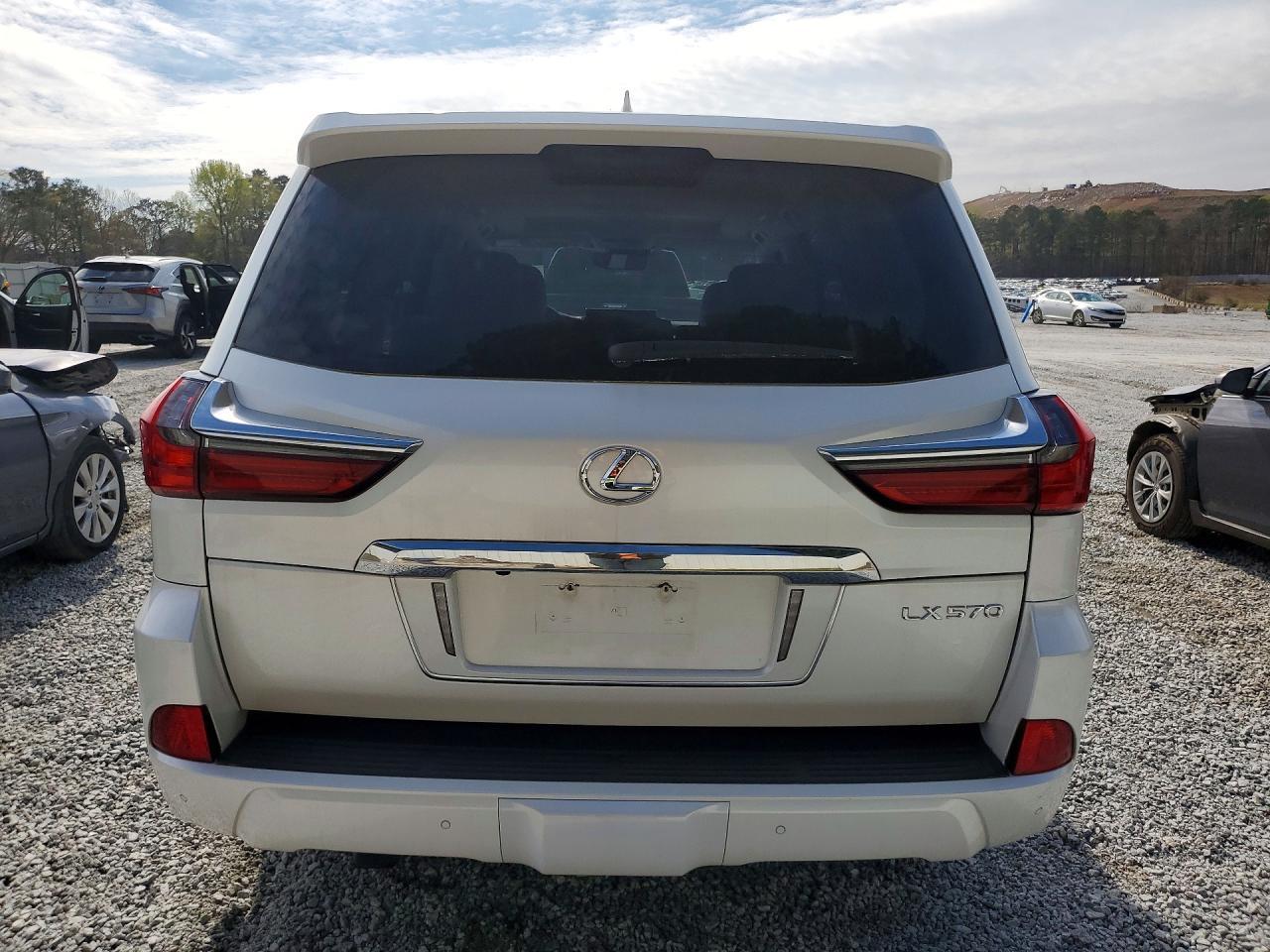 2019 Lexus Lx 570 Two-row