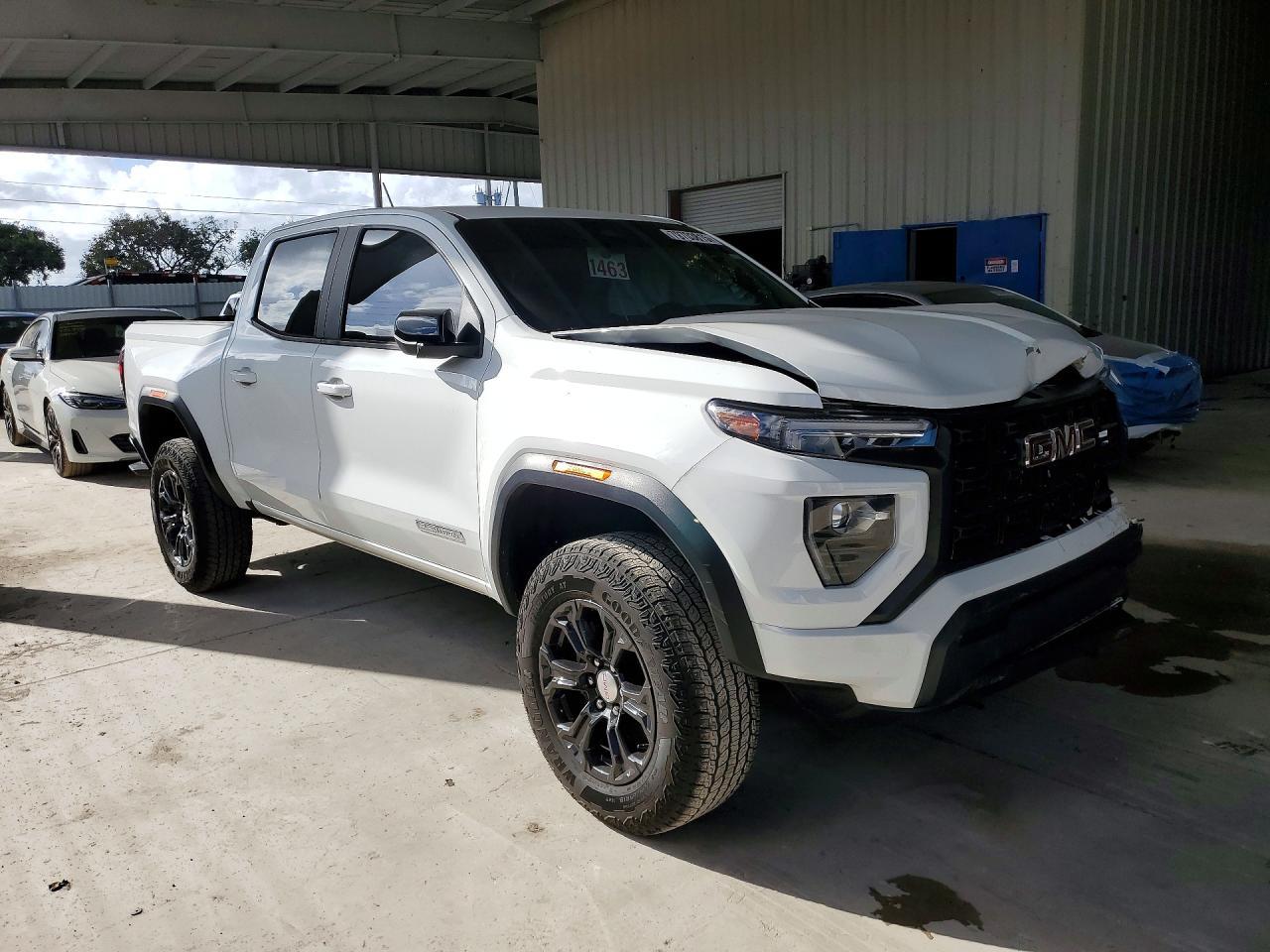 2024 GMC Canyon Elevation