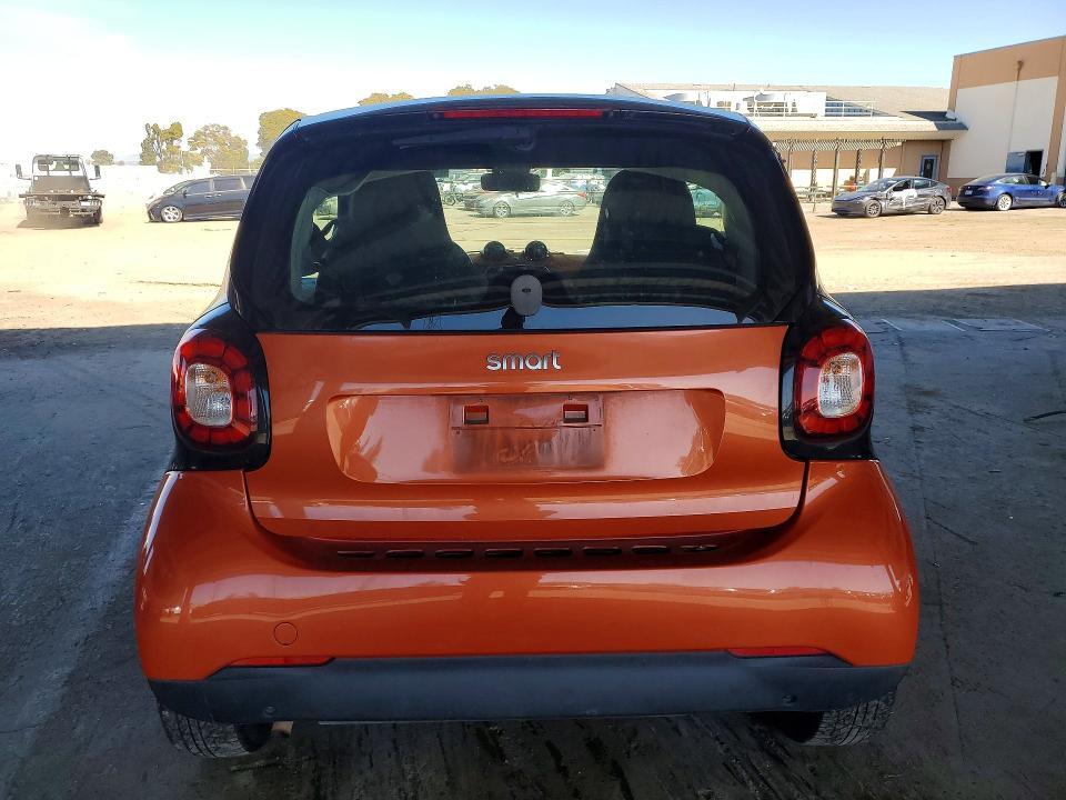 2016 Smart Cars Fortwo