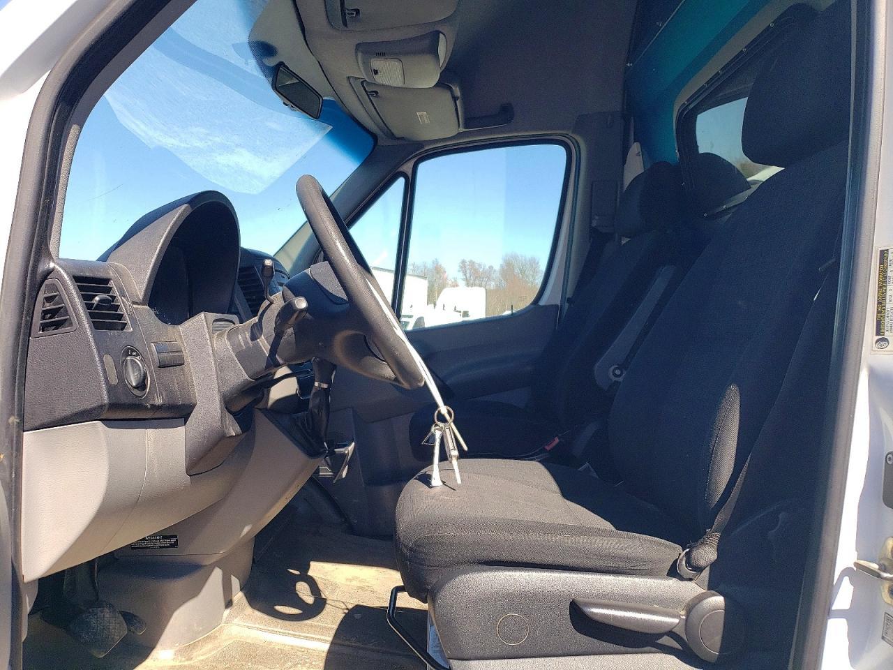 2015 Mercedes-Benz Sprinter 2500 Delivery Van
