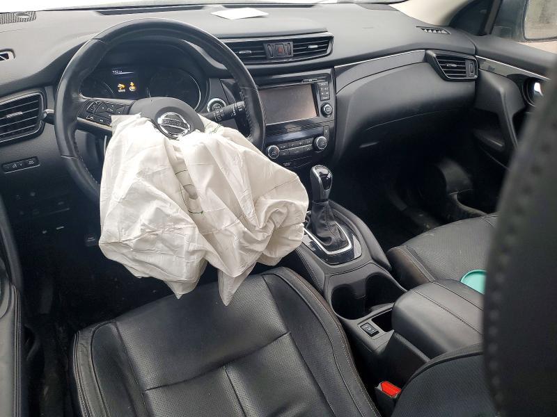 2017 Nissan Rogue Sport sl