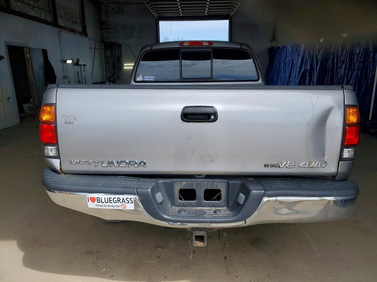 2004 Toyota Tundra SR5