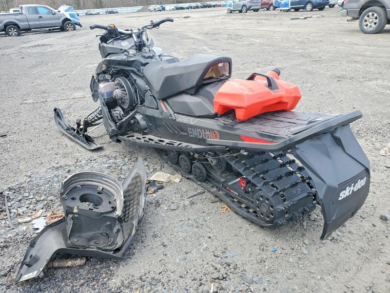 2019 Skidoo Renegade X E-TEC 850