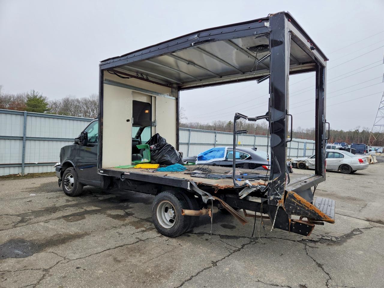 2023 Chevrolet Express G3500