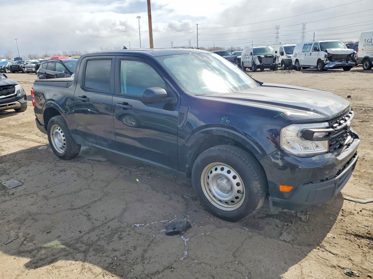 2022 Ford Maverick XL