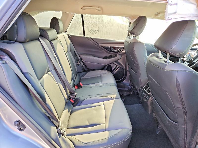 2022 Subaru Outback Onyx Edition xt