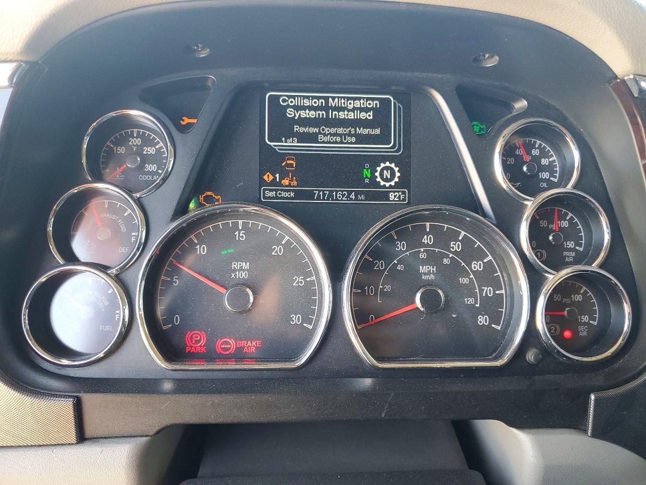 2020 Peterbilt 579 Semi Truck