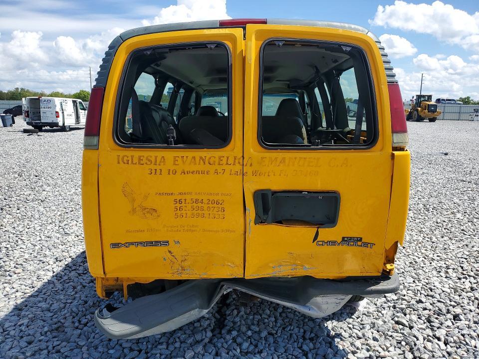 2002 Chevrolet Express 2500