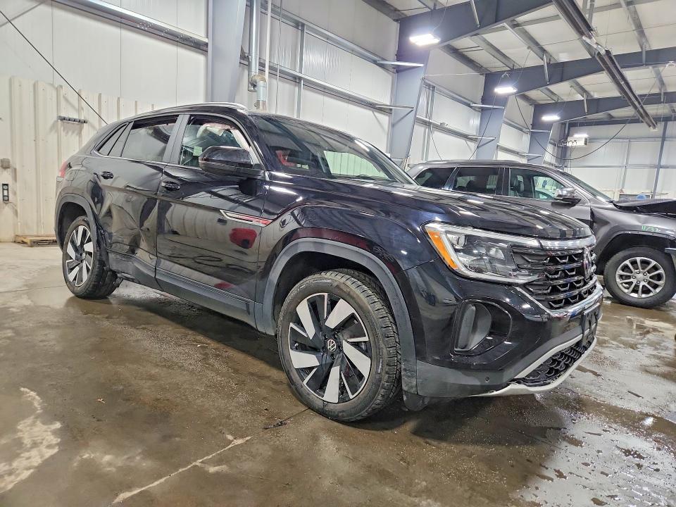 2024 Volkswagen Atlas Cross Sport se