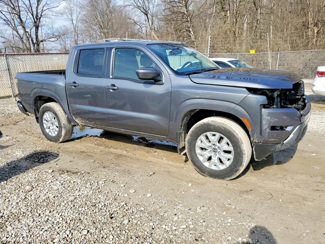 2023 Nissan Frontier SV