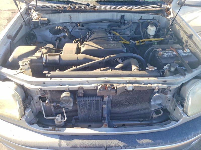 2002 Toyota Tundra SR5 V8