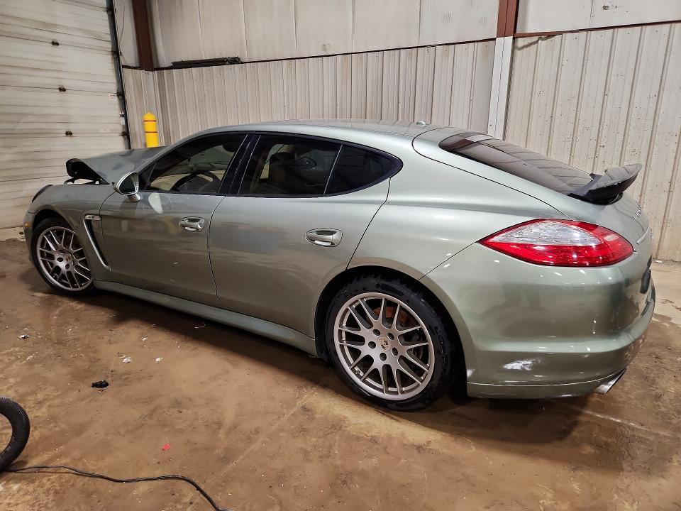 2012 Porsche Panamera 2