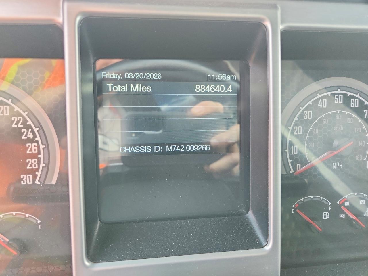 2019 Mack Anthem Semi Truck