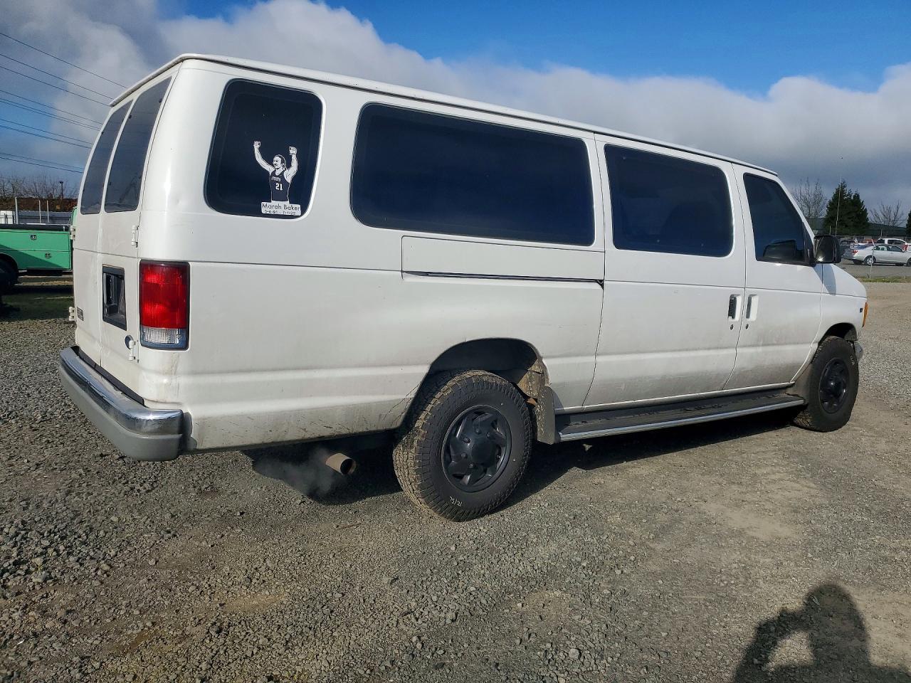 1999 Ford Econoline E350 Super Duty Wagon