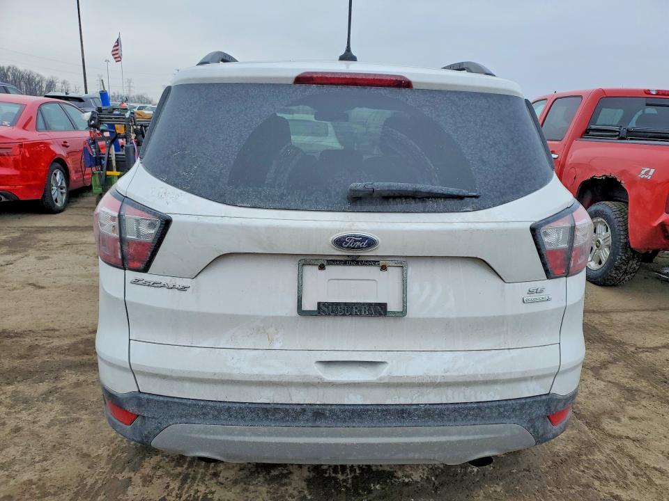 2018 Ford Escape se