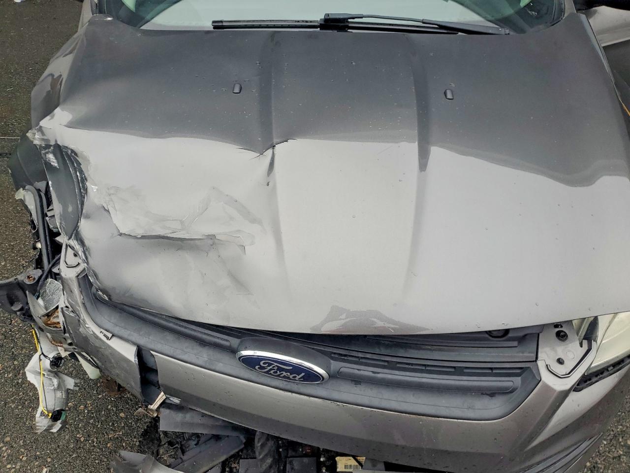 2014 Ford Escape s