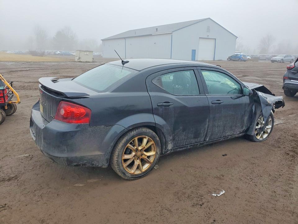 2012 Dodge Avenger r
