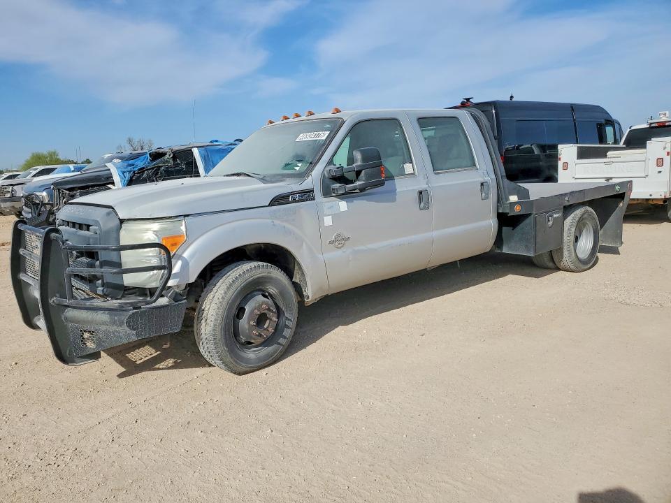 2012 Ford F350 Super Duty Flatbed Truck