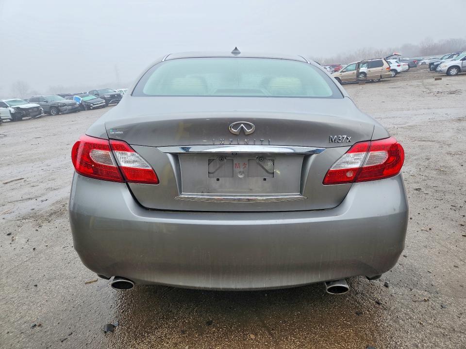 2012 Infiniti M37 x
