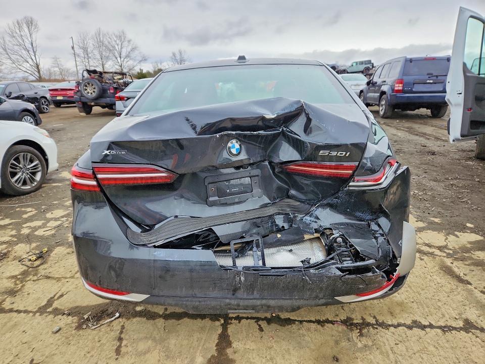 2025 BMW 530 xi