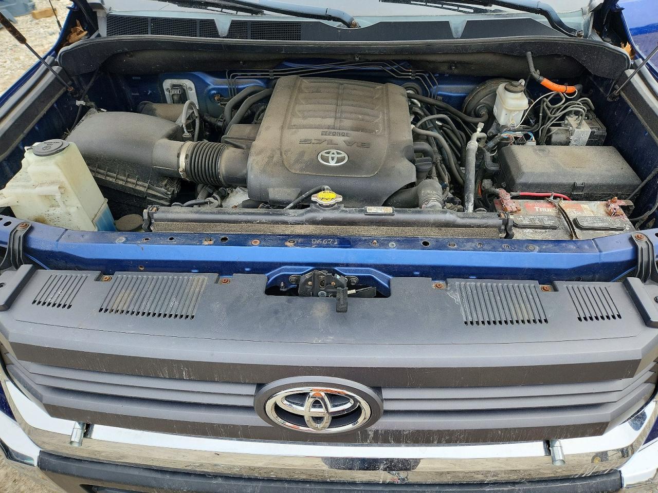 2014 Toyota Tundra SR5