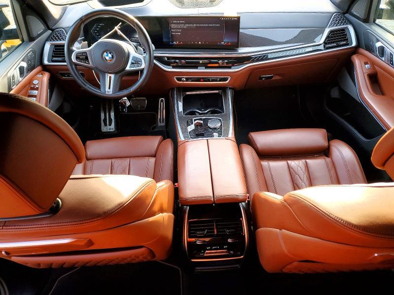 2024 BMW X7 M60i