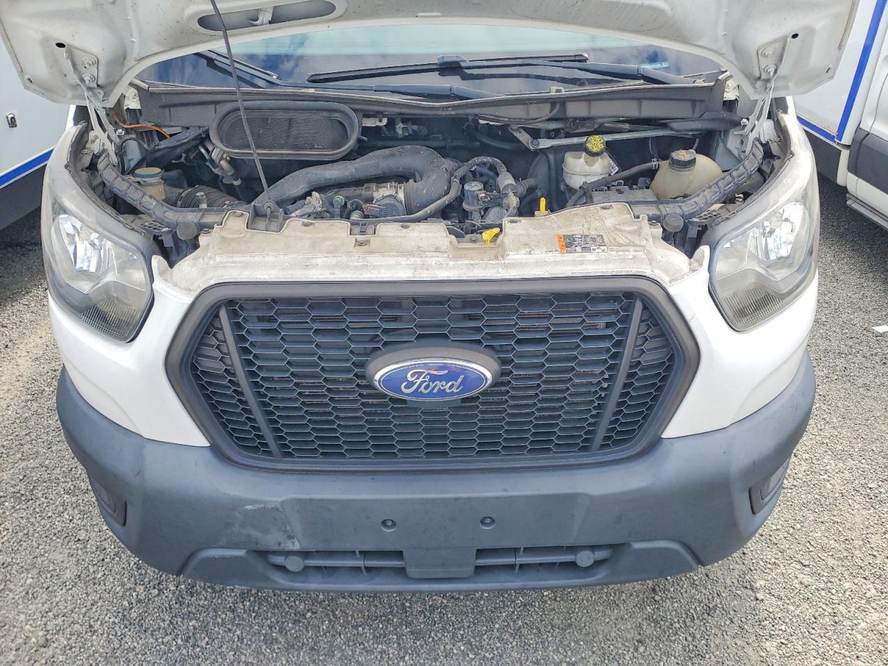 2020 Ford Transit Delivery Truck