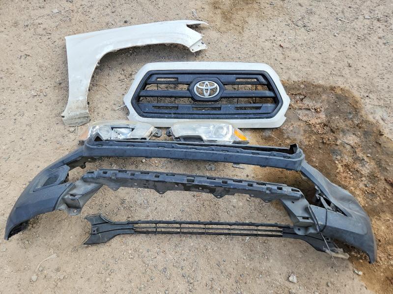 2017 Toyota Tacoma SR