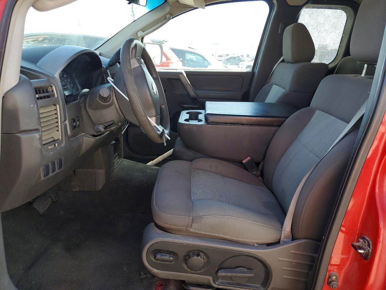 2005 Nissan Titan XE
