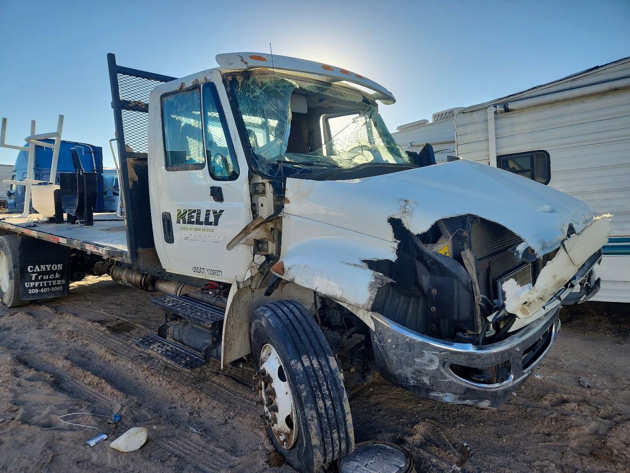 2017 International 4400 Flatbed Truck