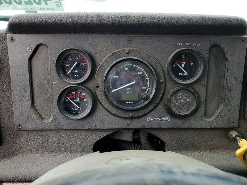 2001 Freightliner MT45 Chassis Delivery Truck