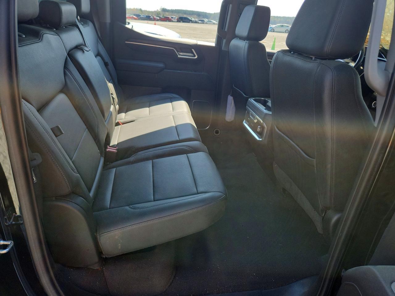 2022 GMC Sierra K1500 SLT