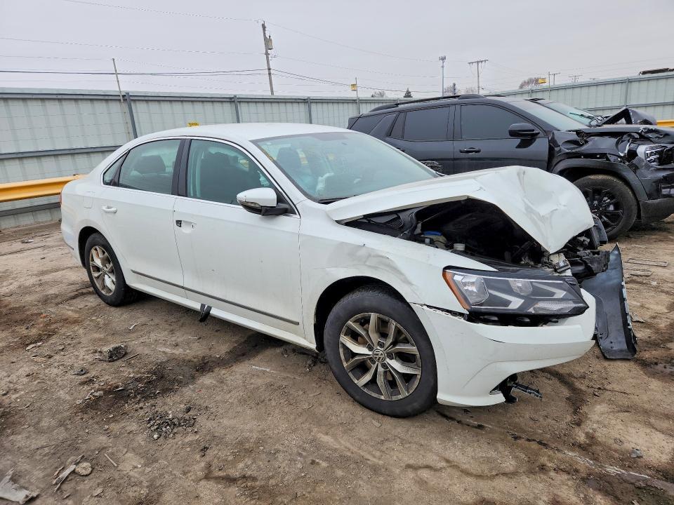 2017 Volkswagen Passat s
