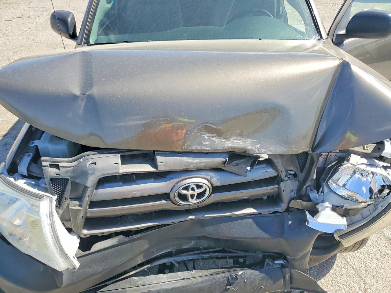 2009 Toyota Tacoma Base
