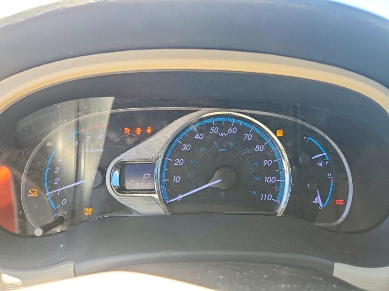 2014 Toyota Sienna xle 8-passenger