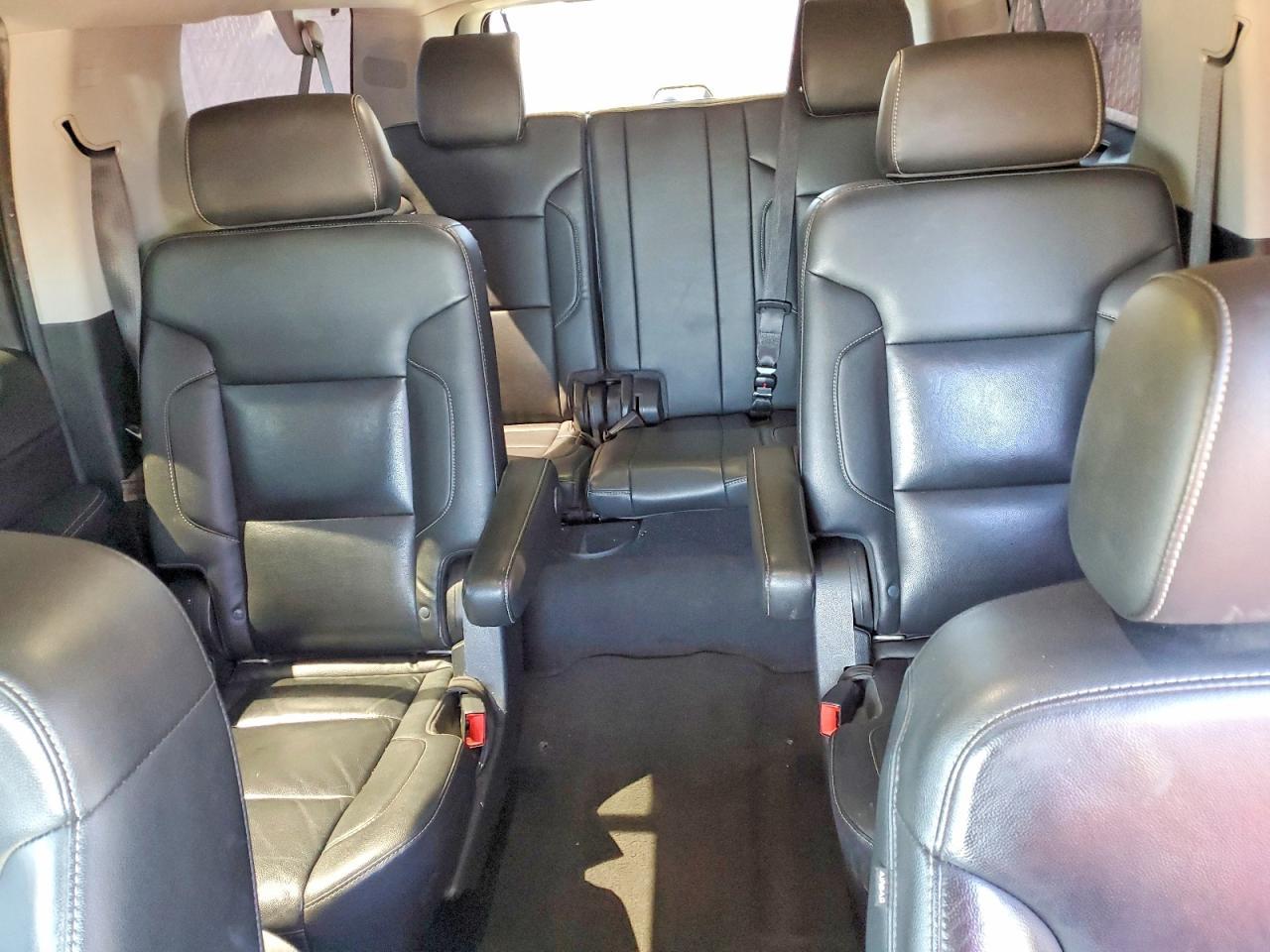 2019 Chevrolet Suburban K1500 lt