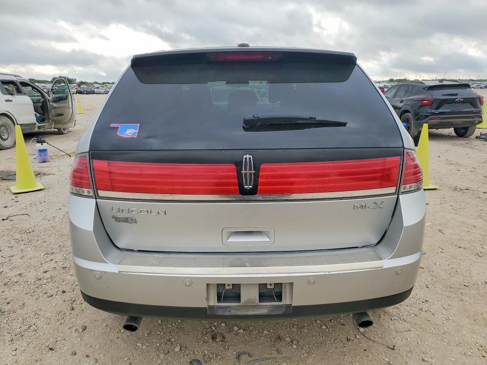 2009 Lincoln Townhouse MKX