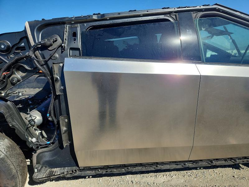 2024 Tesla Cybertruck