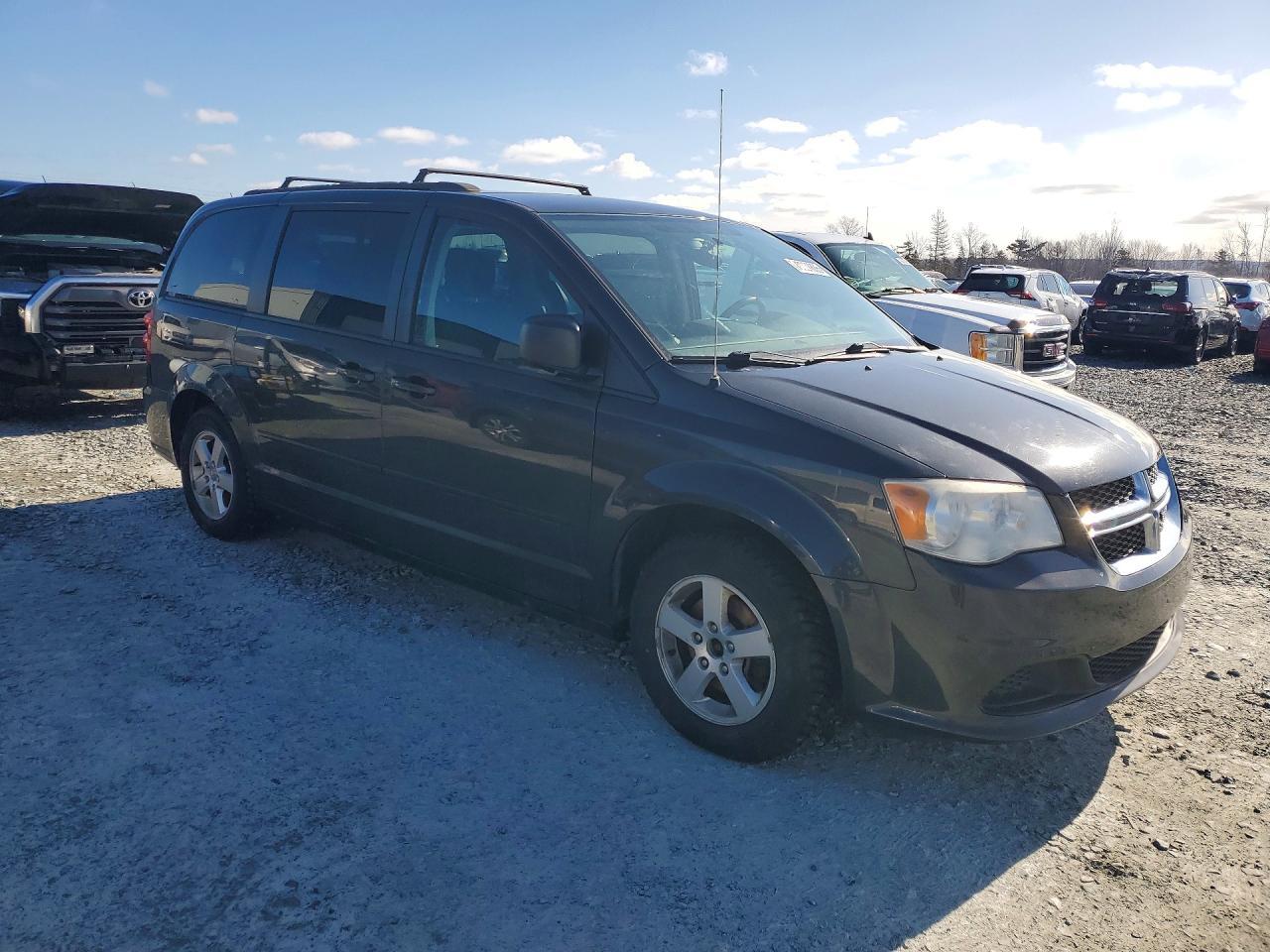 2012 Dodge Grand Caravan se